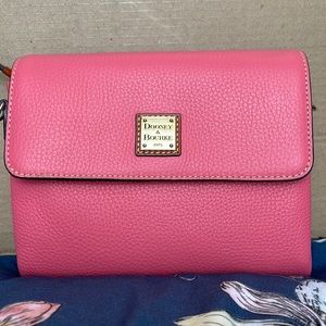 Dooney and Bourke Hunter crossbody